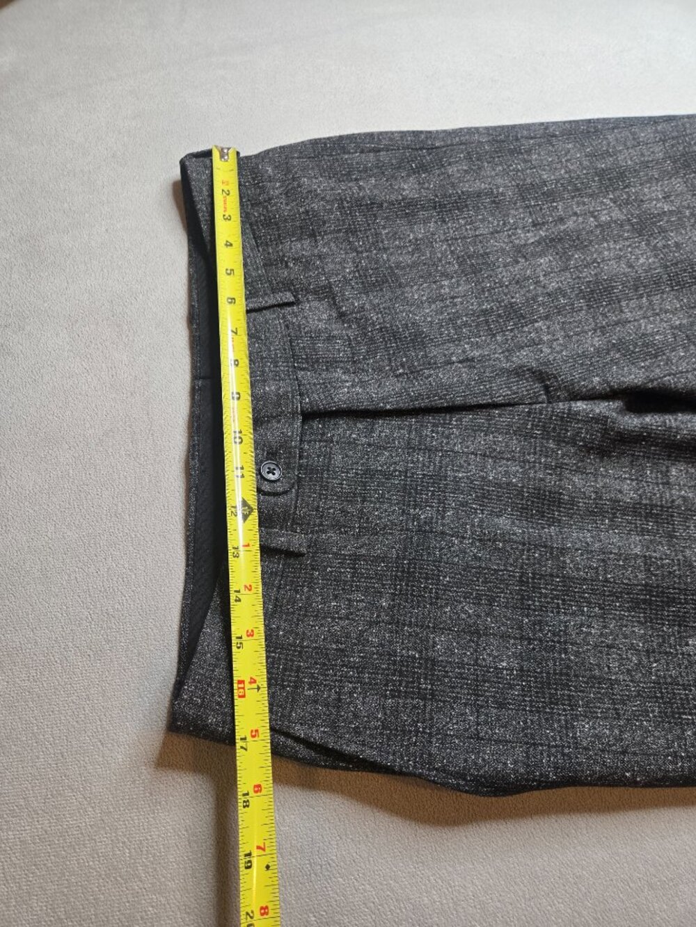 Joseph Abboud Gray Plaid 2-Piece Vest & Pants Suit Set - Men's XL / 33W x 32L - Picture 7 of 11